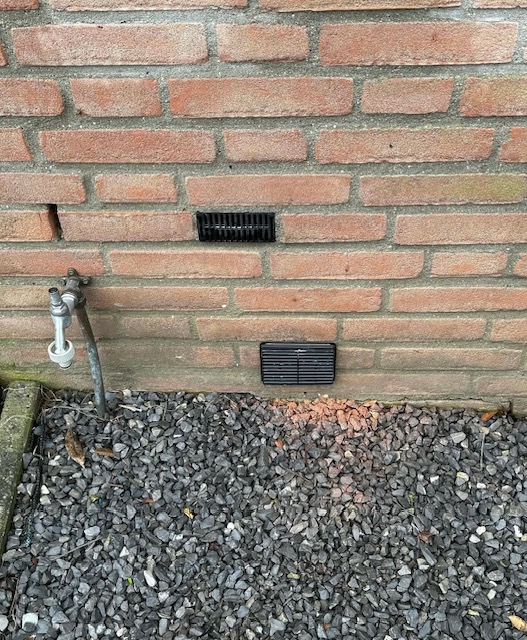 Kruipruimte ventilatie gaten aanbrengen
